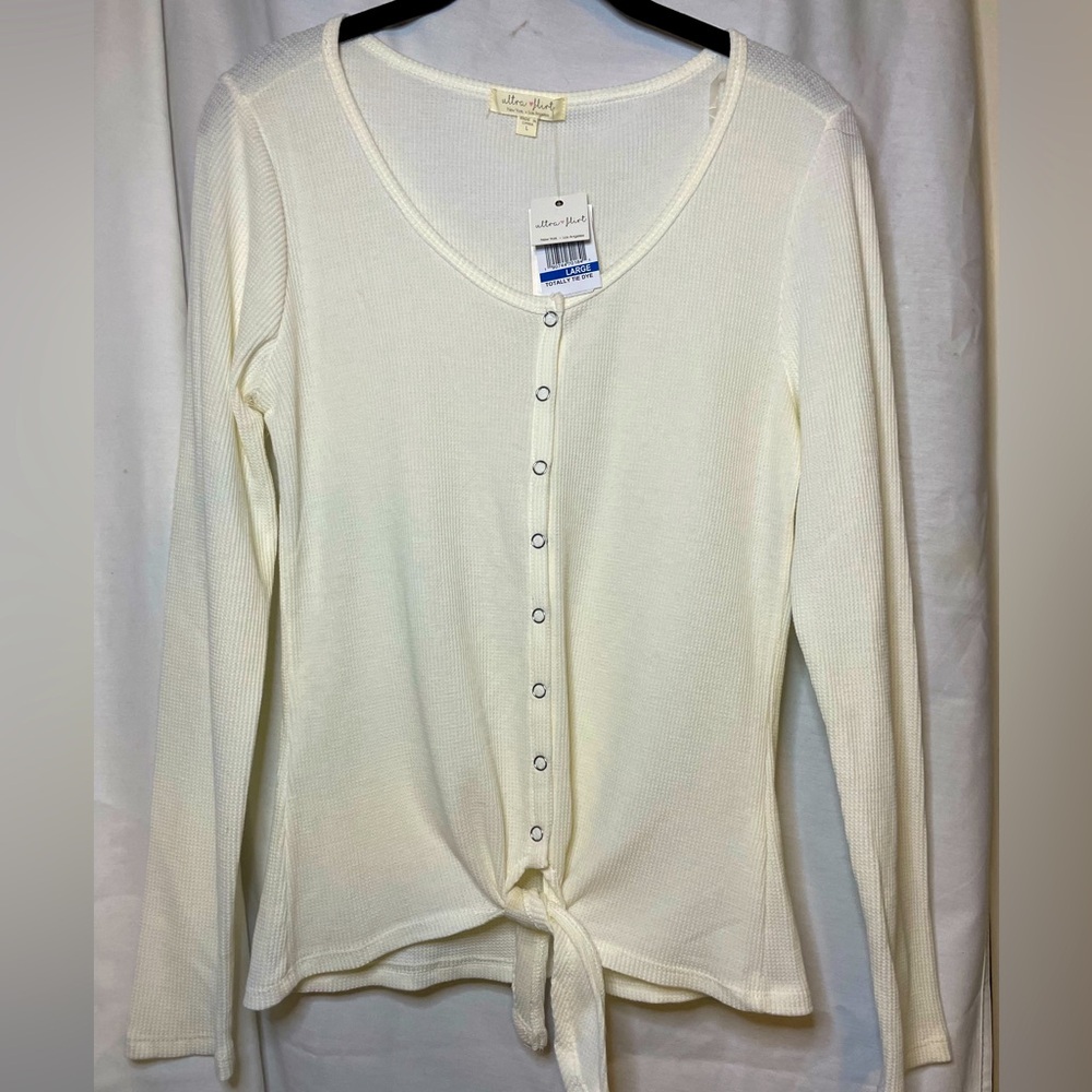 NWT Ultra Flirt Junior's Tie Hem Thermal Top White Cream Waffle Knit Size L